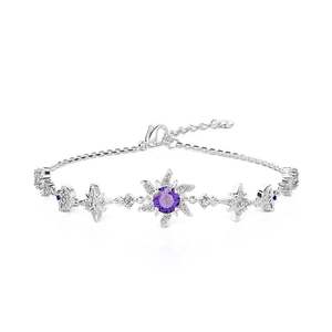 สร้อยข้อมือเงินแท้ Jeulia Infinite Glow ลายดวงอาทิตย์ ดวงจันทร์ และดวงดาว - Product Image 1
