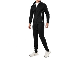 ชุดวอร์มคอเต่าผู้ชาย ระบายอากาศได้ดี น้ำหนักเบา ปักโลโก้ตามสั่ง สีตัดต่อ 100% โพลีเอสเตอร์ เสื้อผ้าสตรีทแวร์สำหรับฤดูหนาว แบบจ็อกเกอร์ 2 ชิ้น - Product Image 1