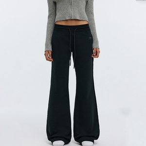 Pantalones de yoga personalizados de fábrica OEM, pantalones deportivos de algodón para mujer al por mayor, pantalones de chándal acampanados con cordón y bolsillo lateral - Product Image 1