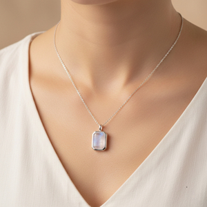 Pendentif en argent sterling plaqué argent avec bélière, forme octogonale, pierre de lune arc-en-ciel, cadeau mignon pour le mois de naissance de juin - Product Image 5