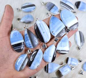 Pendentif en opale bleue de qualité supérieure avec ensemble de lunette Bijoux en pierres précieuses à la mode de style classique pour les acheteurs en gros - Product Image 3