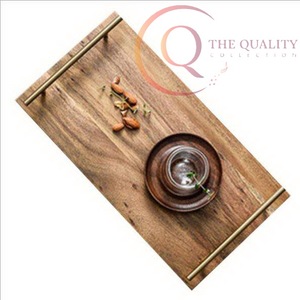 Plateau de service en bois naturel pour la cuisine et la salle à manger, durable et élégant - Product Image 4