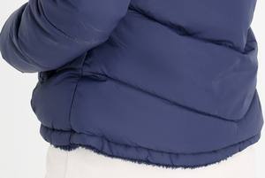 Veste d'hiver matelassée pour femme, de haute qualité, tricotée, écologique, imperméable, coupe-vent, capuche en fourrure, fermeture éclair décontractée, longueur longue - Product Image 6