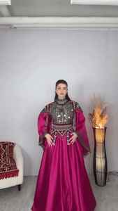 Nueva llegada mujeres Afghani bordado vestido Color sólido manga larga encaje botón cintura Natural lavable hecho a mano al por mayor - Product Image 2