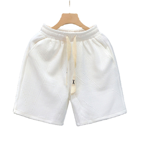 Shorts de sport pour hommes avec logo personnalisé, shorts de course pour hommes, séchage rapide avec poches, vêtements de sport respirants, shorts de sport pour hommes - Product Image 1