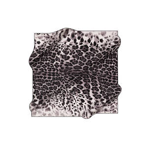 Bufanda de Seda 100% de Lujo con Estampado de Leopardo - Bufanda Larga Cuadrada con Estampado Digital para Otoño Invierno - Product Image 1