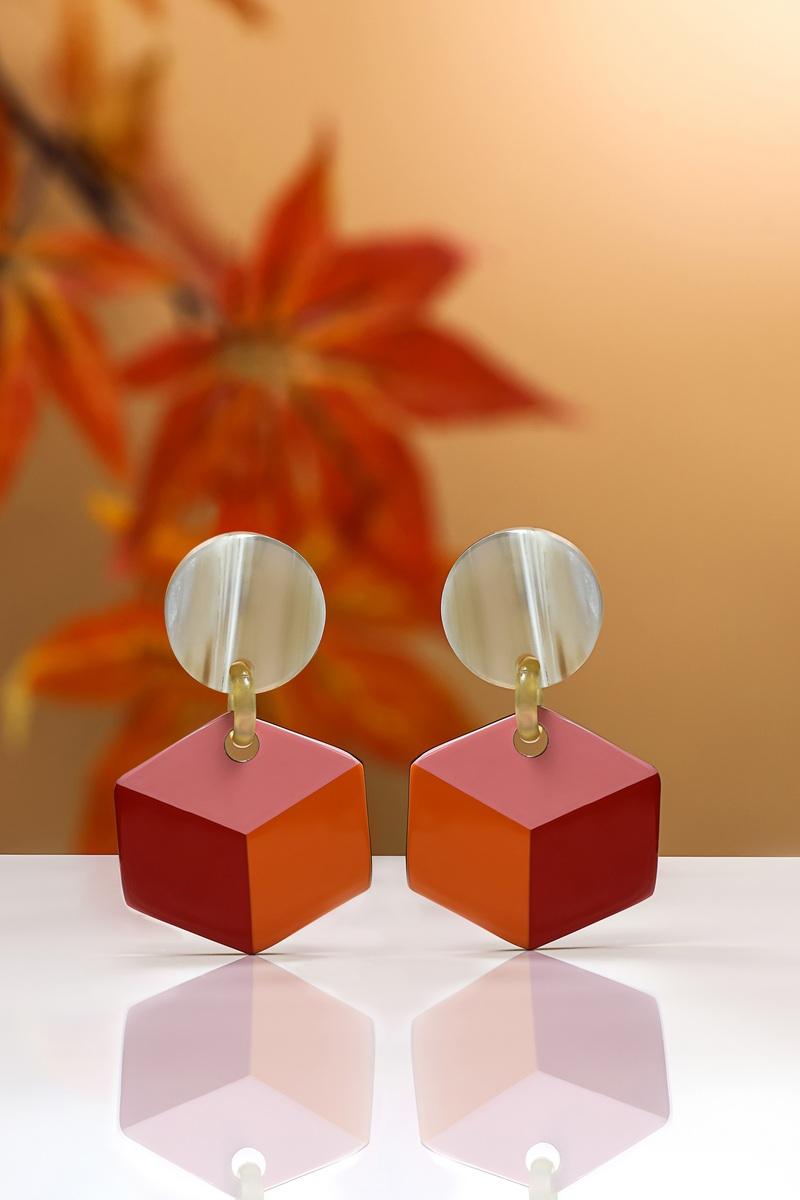 กำหนดเอง