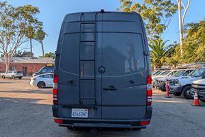 Sprinter 2500 4x4 d'occasion, conversion en fourgonnette extérieure - Product Image 3