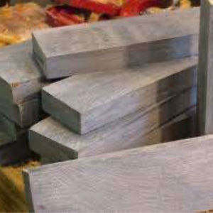 Bloque Cuadrado de Cuerno de Búfalo Natural Ecológico con Diseño Piramidal de Animal Religioso para Arte y Asas Coleccionables - Product Image 1