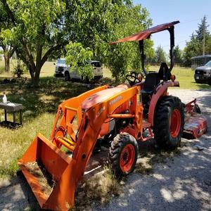 Oferta superior en tractor Kubota L3200D 4x4 bastante usado Compre entrega rápida Equipo de calidad premium a precio mayorista En stock ahora - Product Image 3