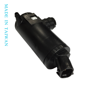 Pompe de lave-glace en plastique fabriquée à Taiwan pour Toyota Sienta 2017 Pièce OEM #85330-0D201 - Product Image 1