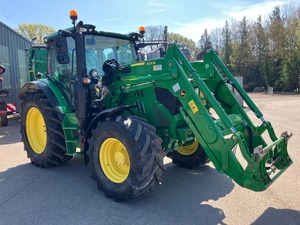 Tractor Agrícola Usado a Precio Económico con Motor Cummins 6130R de 90HP y Cargador en Venta - Product Image 2