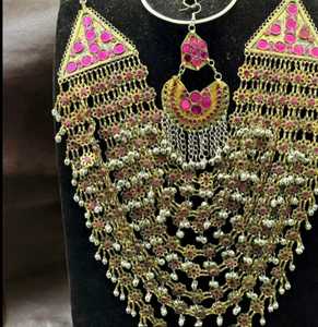 Parures de bijoux vintage afghanes de haute qualité, style tribal afghan KUCHI, faites à la main, couleur dorée. - Product Image 5