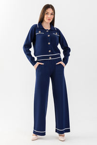 Ensemble de tricot indispensable pour le quotidien et le bureau, comprenant un pull à col polo de haute qualité avec détails boutonnés et un pantalon - Product Image 3