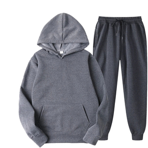 Ensemble sweat à capuche et joggers unisexe en coton, parfait pour les vêtements de sport et de détente, conçu avec une taille extensible et un tissu respirant. - Product Image 6