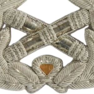 Insignias de lingotes bordadas a mano de alta calidad hechas a medida Nuevo estilo Servicio OEM Insignias de bordado hechas a mano - Product Image 1