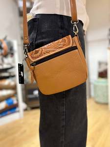 Nouveau Sac Bandoulière à Rabat en Cuir Véritable 100% avec Motif Floral Sculpté à la Main et Visage de Taureau, Fermeture Éclair, Collection 2026 - Product Image 2