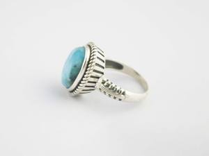 Anillo Grueso Hecho a Mano de Plata de Ley 925 con Piedra Preciosa Ovalada de Larimar Natural para Mamá - Product Image 3