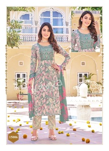 Belle capsule de qualité supérieure Top bas et Nazleen dupatta avec ensemble de designs super hit - Product Image 3