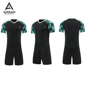 Tenue de football personnalisée Aifran - Maillot de football rétro bleu à chevrons - Tenue d'entraînement d'équipe de qualité supérieure avec short - Product Image 3