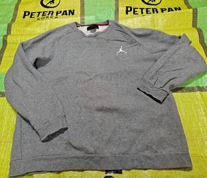 Vêtements usagés (vêtements) : sweat-shirt - Product Image 5