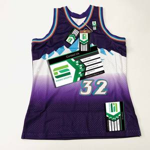 Camiseta de Baloncesto Sublimable en Blanco, Uniforme de Malla de Secado Rápido, Diseño Personalizado, Camiseta de Baloncesto Reversible para Hombre de Alta Calidad - Product Image 3