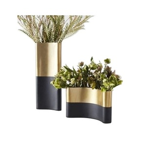 Set of <b>2</b> Decorative Vase Best Quality Metal Flower Vases <b>For</b> Home Hotel and Restaurant <b>Table</b> Top Decoration Flower Vases Item - Product Image 1