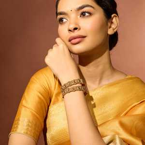 190642 Antique Fashion Bangle - Product Image 3