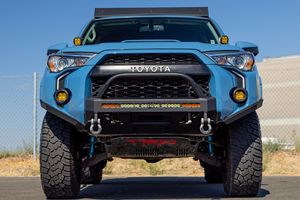 Toyota 4Runner TRD Pro 2018 (DISPONIBLE CON VOLANTE A LA IZQUIERDA Y A LA DERECHA) - Product Image 4