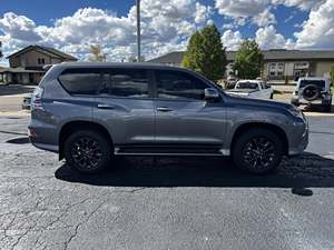 Lexus GX460 Premium + d'occasion 2023 - Product Image 2