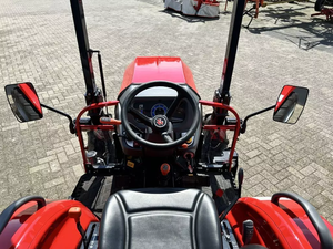 Tracteur agricole compact Massey Ferguson 1740E, 21 CV, 4 roues motrices, transmission hydrostatique - Product Image 6