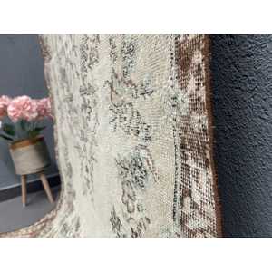 Alfombra de 3.6x7.2 pies, Alfombra Turca, Alfombra Floral de Lana Gris Vintage - Product Image 3