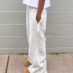 Pantalones Deportivos de Hombre, Estilo Jogger, Cintura Alta, Acampanados, 100% Algodón, con Rayas y Logotipo Personalizado - Product Image 6