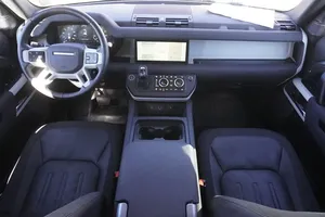 Land Rover Defender SE 2020 - Product Image 2