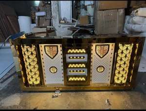 Mostrador de exhibición de Bodas de acero inoxidable de lujo en acabado dorado Catering y decoración de alta calidad - Product Image 2