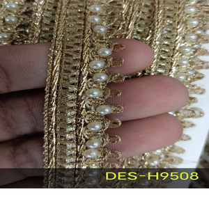 ริบบิ้นและลูกไม้ปักด้วยเครื่องจักรแบบสั่งทำพิเศษ ประดับด้วยไข่มุกสีขาว หลากหลายแบบและสี สำหรับชุดแต่งงาน - Product Image 1