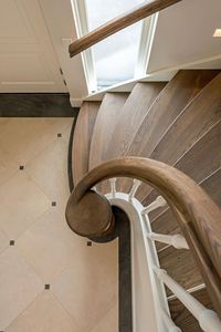 Raccords de main courante en chêne rouge haut de gamme pièces d'escalier en bois modernes durables 7040 caoutchouc élégant de participation à la main gauche pour les escaliers - Product Image 6