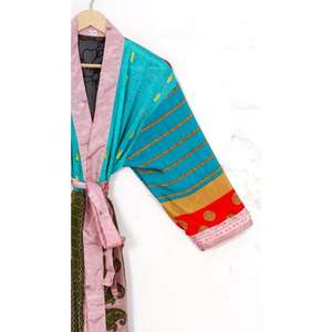 Robe de chambre vintage en soie pour femmes, couverture de bikini indien recyclé, robe de mariée, patchwork à manches longues, vêtements de nuit à séchage rapide - Product Image 5