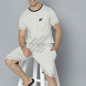 Ensemble de t-shirts et shorts pour hommes respirants de couleur personnalisée haut de gamme pour l'été Style décontracté - Product Image 4