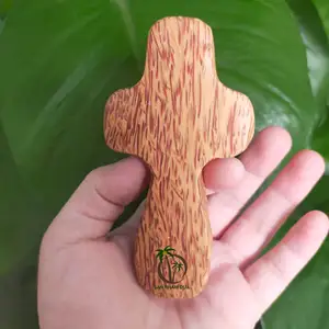 教堂用天然椰子木制十字架礼品/越南手工木制十字架制作萨曼木材
