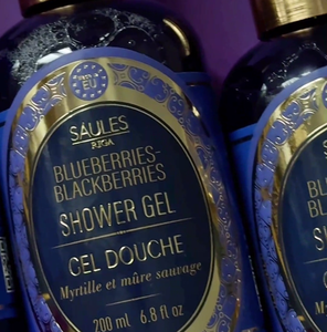 Gel de ducha OEM de 200ml con etiqueta privada, fabricado en la UE para todo tipo de piel, arándanos y moras, aroma a Jazmín, limpieza corporal refrescante - Product Image 1