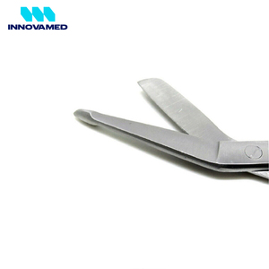 Ciseaux à pansements chirurgicaux 14 cm, utilisables en hôpital pour la chirurgie, ciseaux à pansements chirurgicaux INNOVAMED à prix raisonnable - Product Image 6