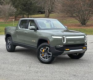 Envío Rápido 2025 CAMIÓN ELÉCTRICO/GASOLINA 4x4 Seminuevo con Entrega a Todo el Mundo - Product Image 1