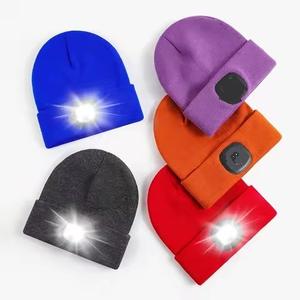 Bonnets tricotés en jacquard de laine 100% unisexe, bonnets d'hiver en molleton OEM, bouffée numérique en acrylique, imprimés chauds pour la plage, pour les voyages - Product Image 6