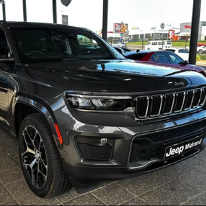Jeep Grand Cherokee 3.6L Overland 2023 Usado de Calidad y Precio Accesible, Volante a la Derecha - Product Image 1
