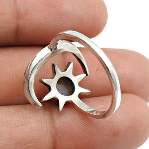 Pierre de lune arc-en-ciel naturelle 925 argent sterling forme céleste grosse bague pour elle bijoux faits à la main prix de gros fournisseur en gros - Product Image 4