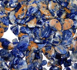 Cabochon sodalite poli pierre précieuse en vrac pierre bleue naturelle pour la fabrication de bijoux - Product Image 3