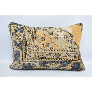 Almohada de Lana de 16x24 Pulgadas, Diseño Bohemio Dorado, Estilo Kantha, Patrón Vintage, Técnica de Tejido, Antideslizante, Ecológica, Extraíble - Product Image 1