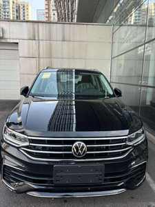 Edición 2025, Vehículo 300tsi de Gasolina en Venta, SUV 380TSI R-Line de 7 Asientos con Motor 2.0T Automático 4x4, Sin Accidentes y Listo para Usar - Product Image 5