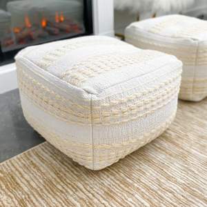 Puf clásico de lana y algodón atemporal, otomano hecho a mano para dormitorio, Hotel, apartamento, granja, cada hogar - Product Image 1